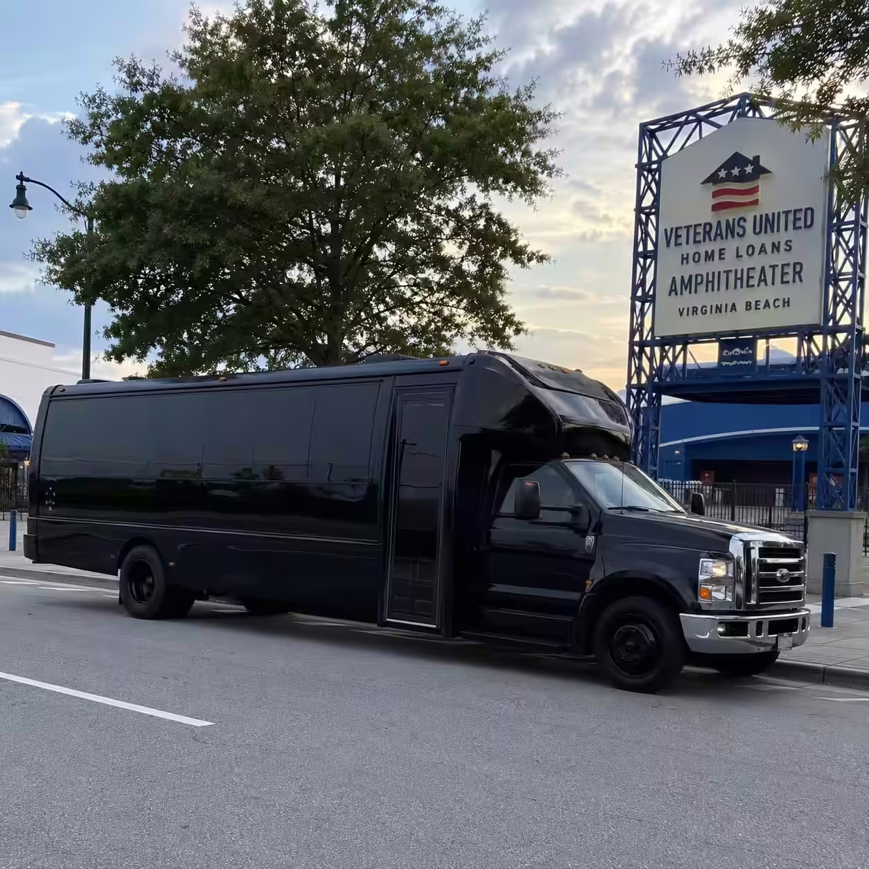 28 Passenger Party Bus