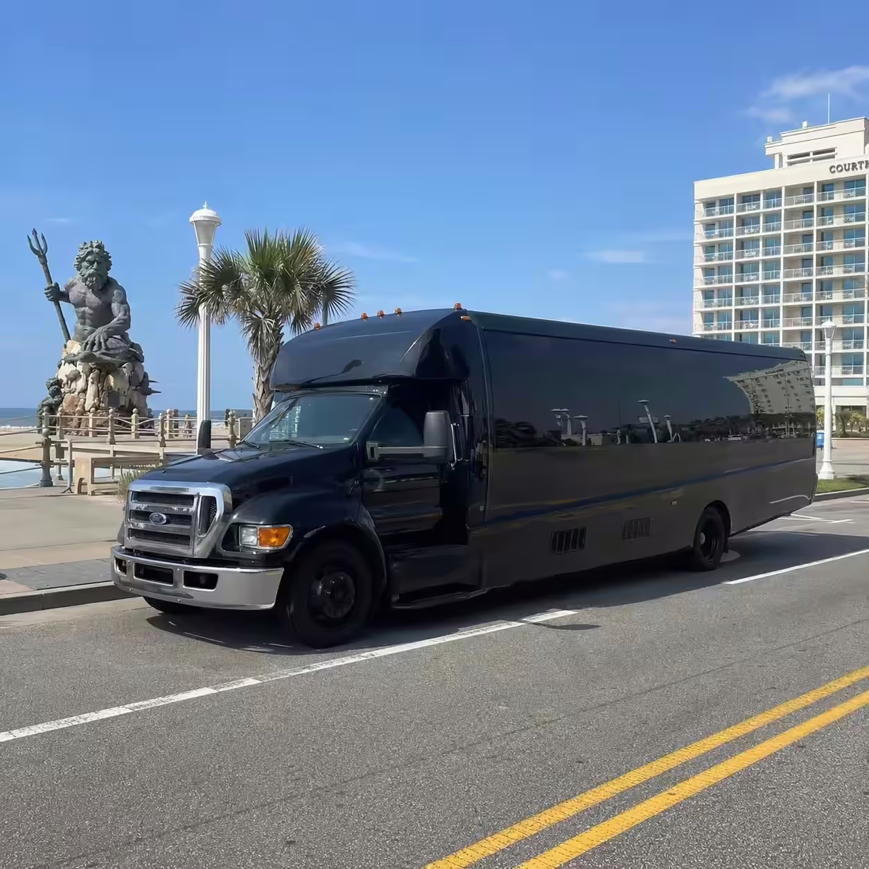 25 Passenger Party Bus